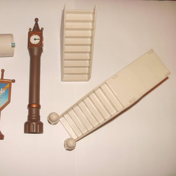 VTG Walt Disney World Cinderella Monorail Castle Parts CLOCK STAIRS FLAG TOWERS - Picture 4 of 6